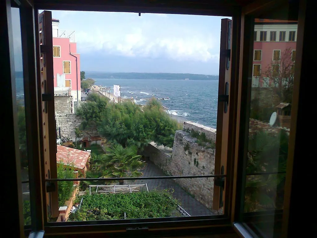 Apartments Edo Novigrad Istria